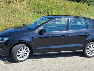 Gebraucht VW Polo Highline 90 PS (66 kW) 2014 Schwarz Kleinwagen
