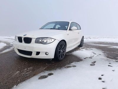 Gebraucht BMW 116 M Sport 122 PS (89 kW) 2008 Weiß Kleinwagen