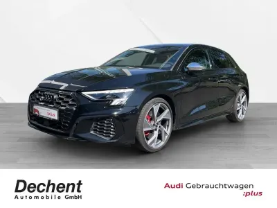 Gebraucht Audi S3 Ambiente 310 PS (228 kW) 2021 Mythosschwarz metallic Limousine