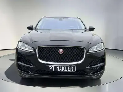 Second-hand Jaguar F-Pace Portfolio 300 CP (220 kW) 2017 Negru SUV