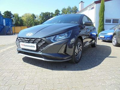 Neu Hyundai i20 Trend 79 PS (58 kW) 2025 Aurora grau Limousine