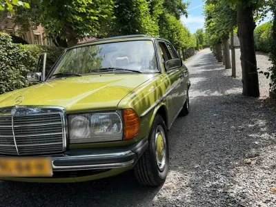 Gebraucht Mercedes 240 1983 Grün Limousine
