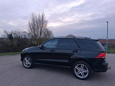 Gebraucht Mercedes GLE350 AMG line 258 PS (189 kW) 2015 Schwarz SUV