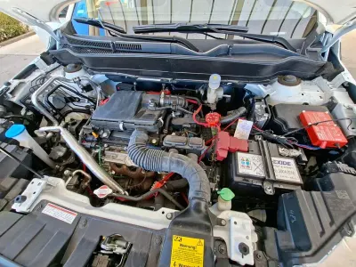 Gebraucht Suzuki Vitara Comfort 110 PS (80 kW) 2024 Weiß SUV