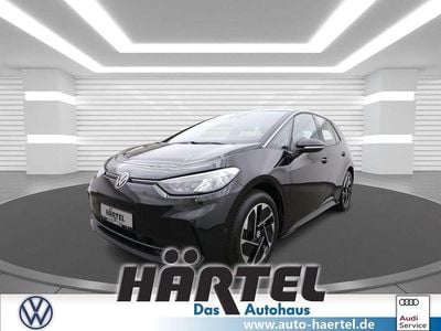 Gebraucht VW ID.3 Pro 150 kW (204 PS) 2024 Grenadillschwarz (black), metallic Kleinwagen