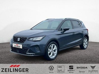 Magnetic grau Gebraucht 2025 Seat Arona FR SUV | 22.443 € (Fairer Preis)