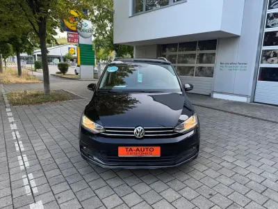 Gebraucht VW Touran United 116 PS (85 kW) 2020 Schwarz Van / Kleinbus