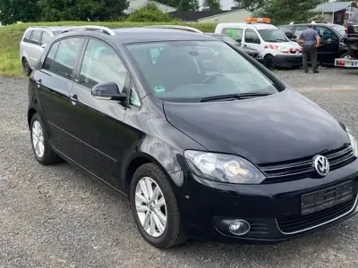 Gebraucht VW Golf Plus Cross 105 PS (77 kW) 2011 Schwarz Van / Kleinbus