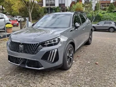 Gebraucht Peugeot e-2008 GT 114 kW (156 PS) 2024 Grau SUV