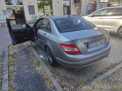 Mercedes C280