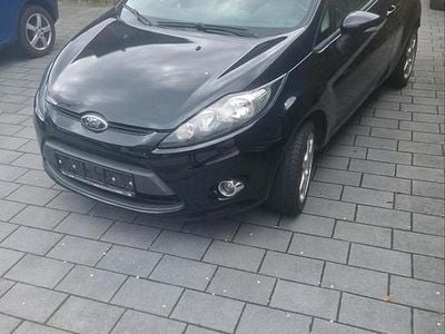 Gebraucht Ford Fiesta 60 PS (44 kW) 2012 Schwarz Kleinwagen