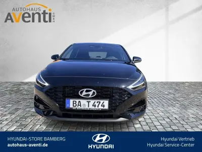 Gebraucht Hyundai i30 Trend 150 PS (110 kW) 2026 Schwarz Limousine