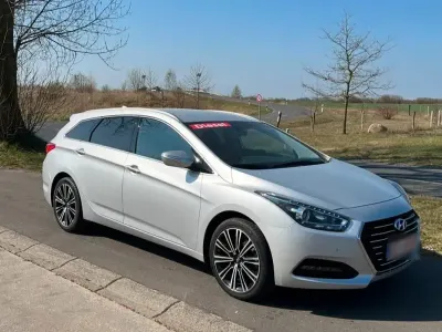 Gebraucht Hyundai i40 141 PS (103 kW) 2016 Silber Kombi
