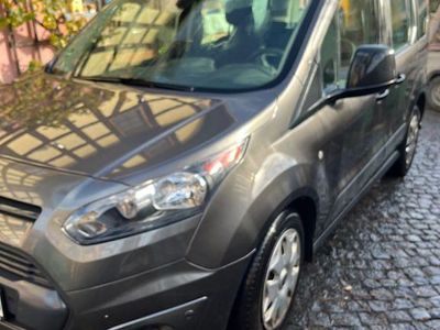 Ford Tourneo