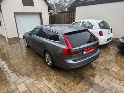 Gebraucht Volvo V90 Momentum 150 PS (110 kW) 2017 Grau Kombi
