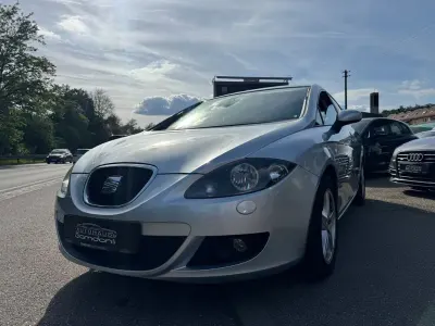 Gebraucht Seat Leon Comfort 125 PS (91 kW) 2008 Grau Kleinwagen
