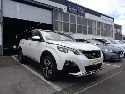Gebraucht Peugeot 3008 Allure 120 PS (88 kW) 2018 Weiß SUV