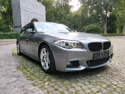 Gebraucht BMW 528 M Sport 258 PS (189 kW) 2011 Grau Kombi
