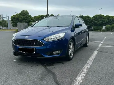 Gebraucht Ford Focus 120 PS (88 kW) 2015 Blau Limousine