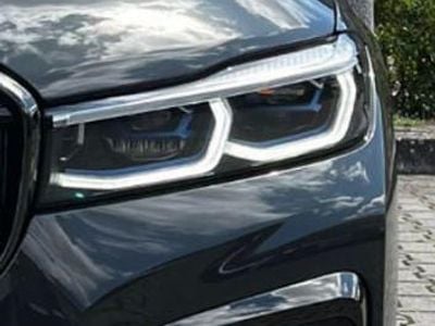 BMW 750