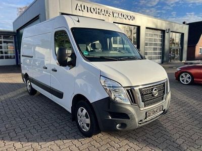 Nissan NV400