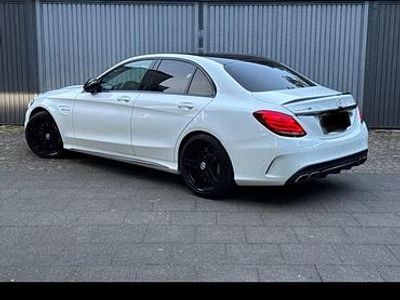 Mercedes C63 AMG