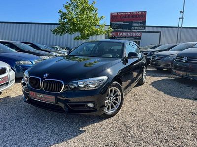 Schwarz ii/bonnet fluid black Gebraucht 2018 BMW 118 Advantage Kleinwagen | 7.950 € (Fairer Preis)