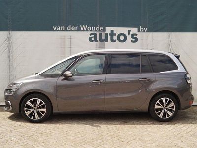 Grau Gebraucht 2019 Citroën Grand C4 Picasso PureTech Van / Kleinbus | 8.181 € (Teuer)