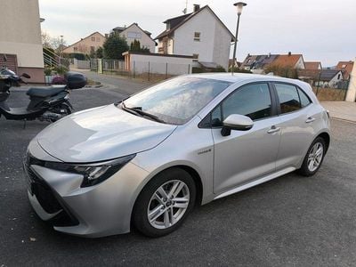 Gebraucht Toyota Corolla Comfort 122 PS (89 kW) 2019 Silber Limousine
