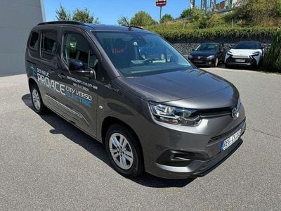 Gebraucht Toyota Proace Verso Team 100 kW (136 PS) 2023 Dark grey Kombi