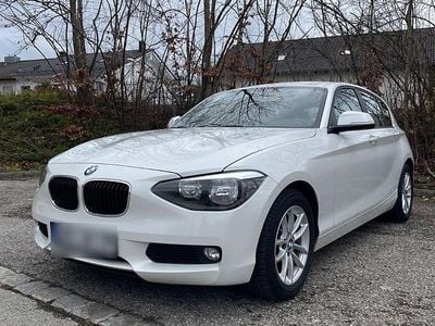 Gebraucht BMW 114 102 PS (75 kW) 2012 Weiß Kleinwagen