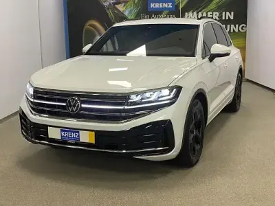 Gebraucht VW Touareg Elegance 286 PS (210 kW) 2024 Pure white SUV