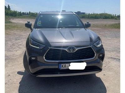 Gebraucht Toyota Highlander Luxury 247 PS (181 kW) 2021 Grau SUV