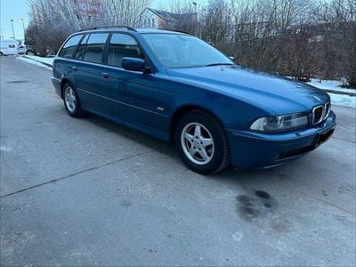 Blau Gebraucht 2002 BMW 525 Shadowline Kombi | 4.500 € (Superpreis)