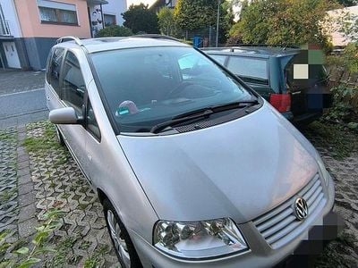 VW Sharan