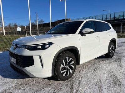 Weiß Gebraucht 2025 VW Tayron Life SUV | 38.000 €