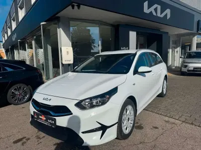 Gebraucht Kia Ceed Sportswagon Spirit 160 PS (117 kW) 2018 Silber Kombi