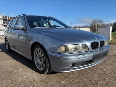 Second-hand BMW 530 193 CP (141 kW) 2003 Argintiu Break