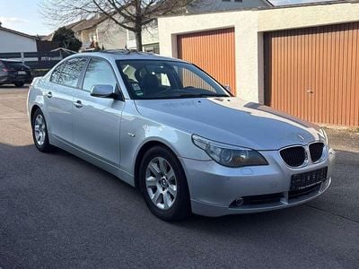 Second-hand BMW 525 177 CP (130 kW) 2004 Argintiu Berlinǎ