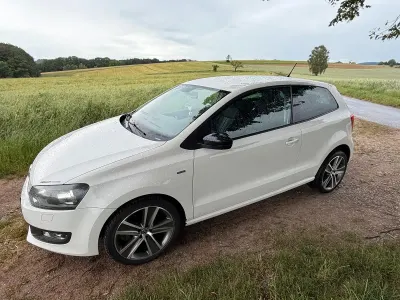 Gebraucht VW Polo 60 PS (44 kW) 2013 Weiß Kleinwagen