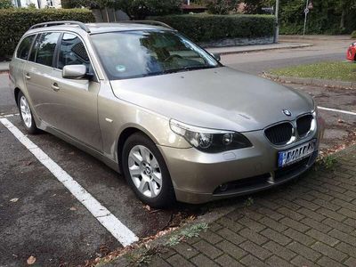 BMW 525