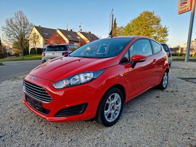 Second-hand Ford Fiesta SYNC Edition 82 CP (60 kW) 2014 Roșu Hatchback