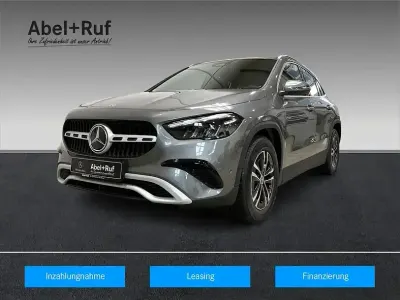 Gebraucht Mercedes GLA200 163 PS (119 kW) 2025 lack mountaingrau SUV