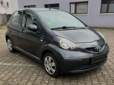 Gebraucht Toyota Aygo Cool 68 PS (50 kW) 2006 Grau Kleinwagen