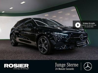 Gebraucht Mercedes A250 Progressive 163 PS (119 kW) 2023 Schwarz / kosmosschwarz (metallic) Limousine