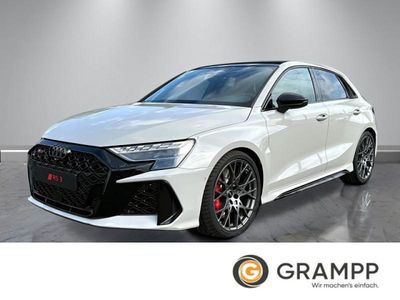 Neu Audi RS3 Sport 400 PS (294 kW) 2026 Grau Limousine