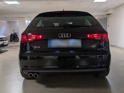 Używany Audi A3 Sport 150 KM (110 kW) 2015 Czarny Sedan/Limuzyna