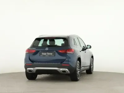 Gebraucht Mercedes GLA250 Progressive 160 PS (117 kW) 2022 Denimblau metallic SUV