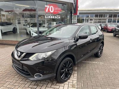 Gebraucht Nissan Qashqai 163 PS (119 kW) 2015 Schwarz SUV