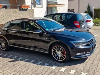 Gebraucht VW Passat Highline 190 PS (139 kW) 2015 Schwarz Limousine